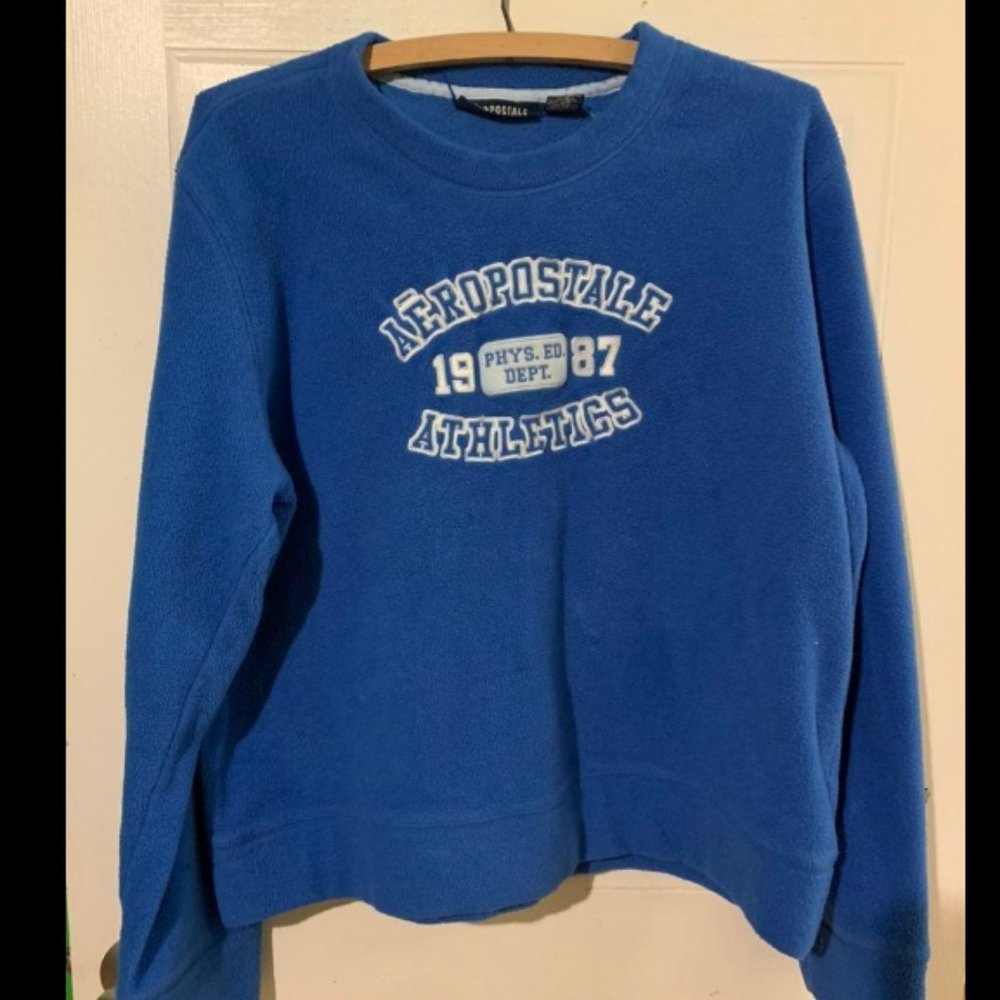 aeropostale blue sweat shirt